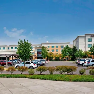 3* Hotel By Marriott Airport At Cascade Station