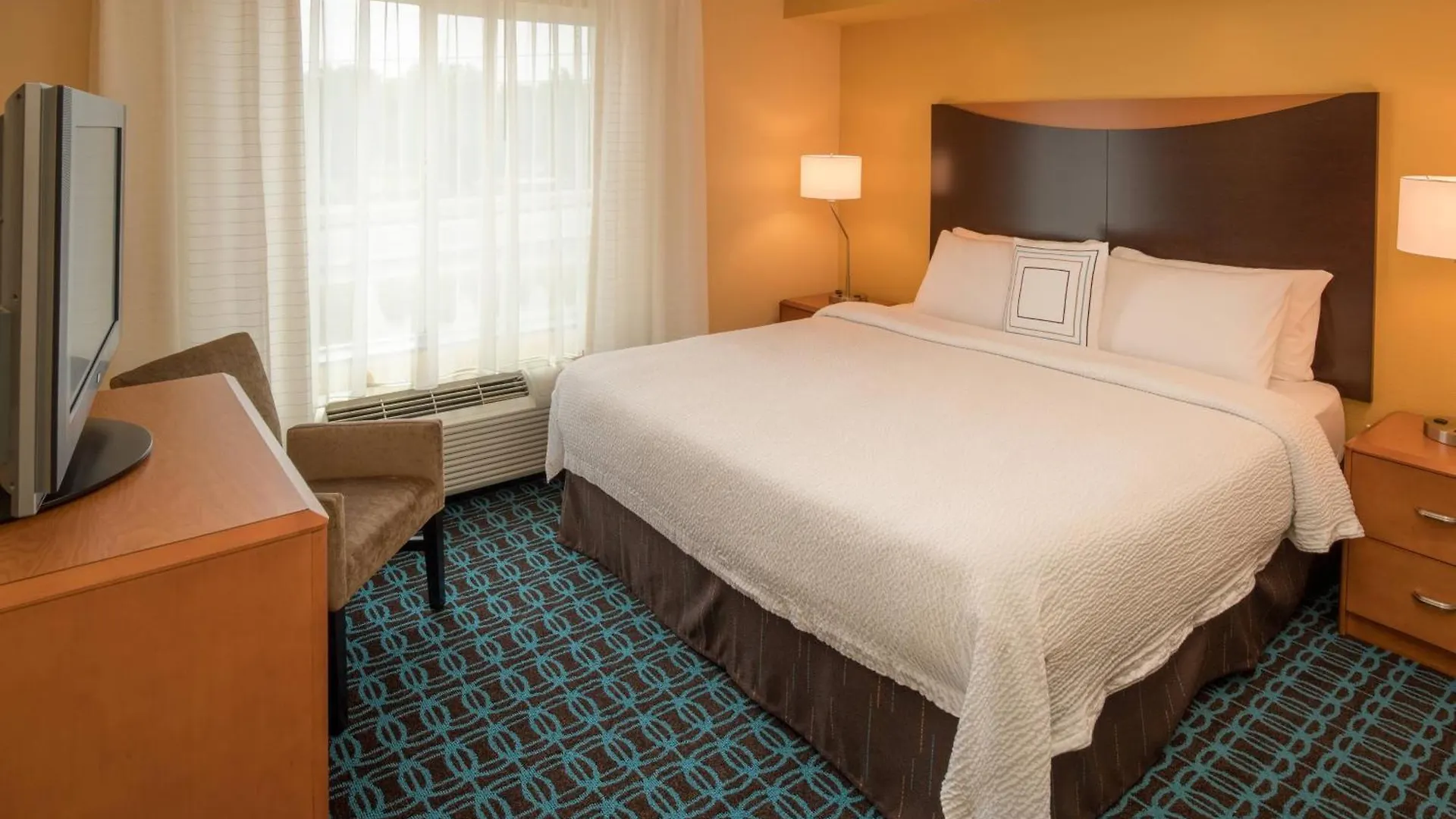 Fairfield Inn & Suites By Marriott Portland North Hotel