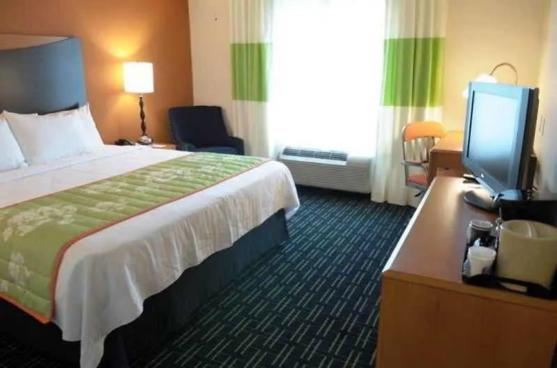 Fairfield Inn & Suites By Marriott Portland North Hotel