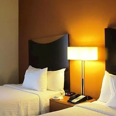 Fairfield Inn & Suites By Marriott Portland North 3*,  United States